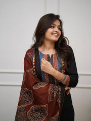 Janu ~ Kurit Set
